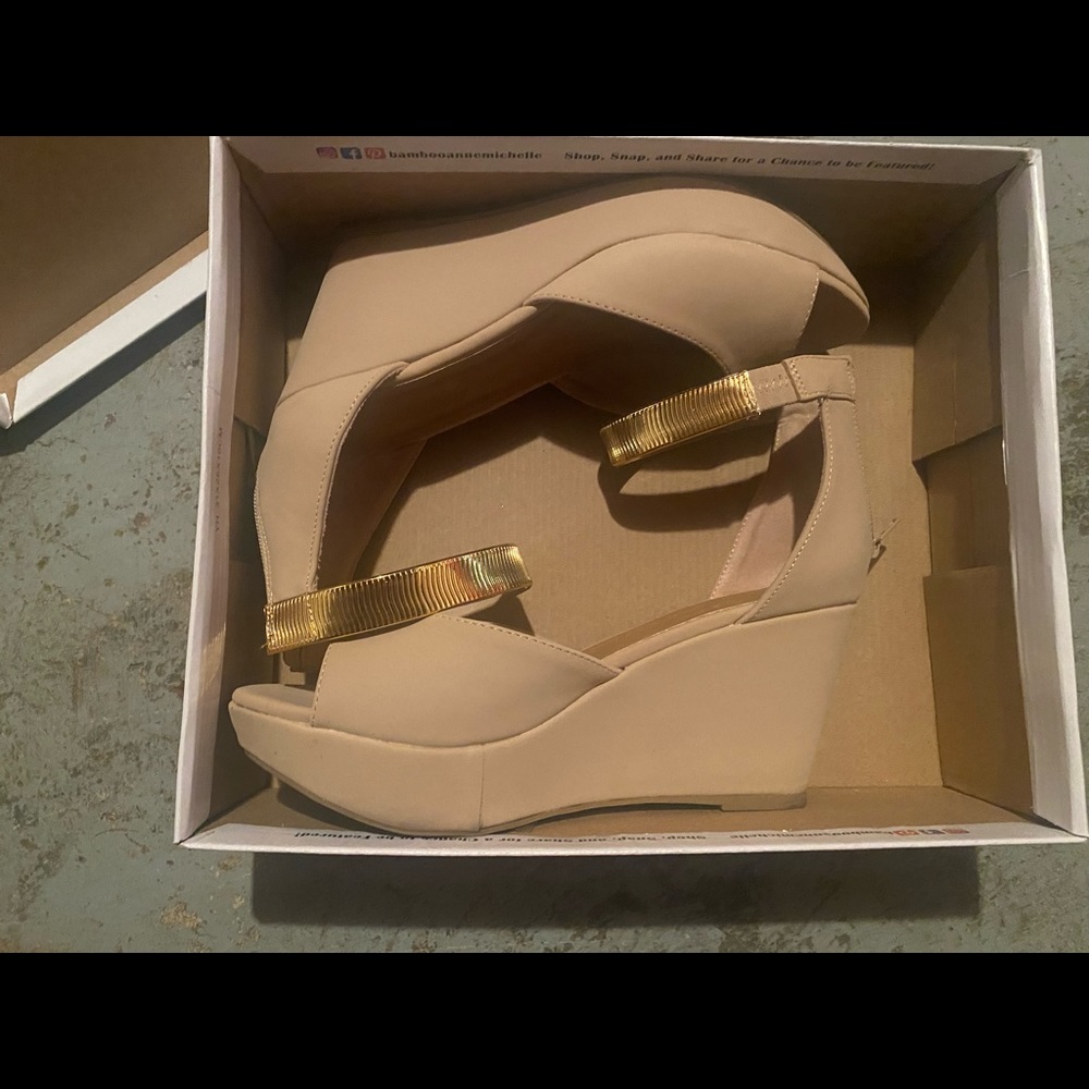 Wedges - Picture 2 of 2